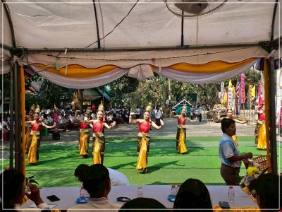 batch LINE ALBUM ngan wad phra thatu ku kang 260303 6